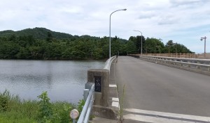 汐立川と橋